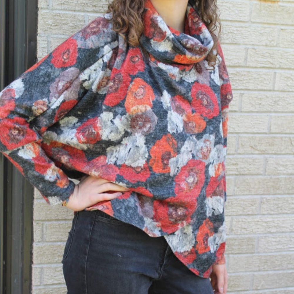 Red orange floral top sweater size M